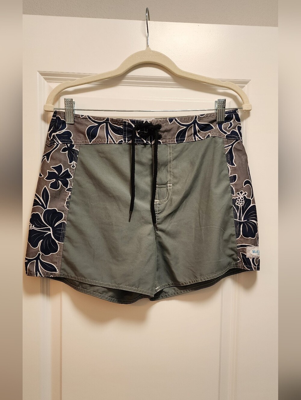 Vintage - Women's Olive Green Floral-Trim Board Shorts